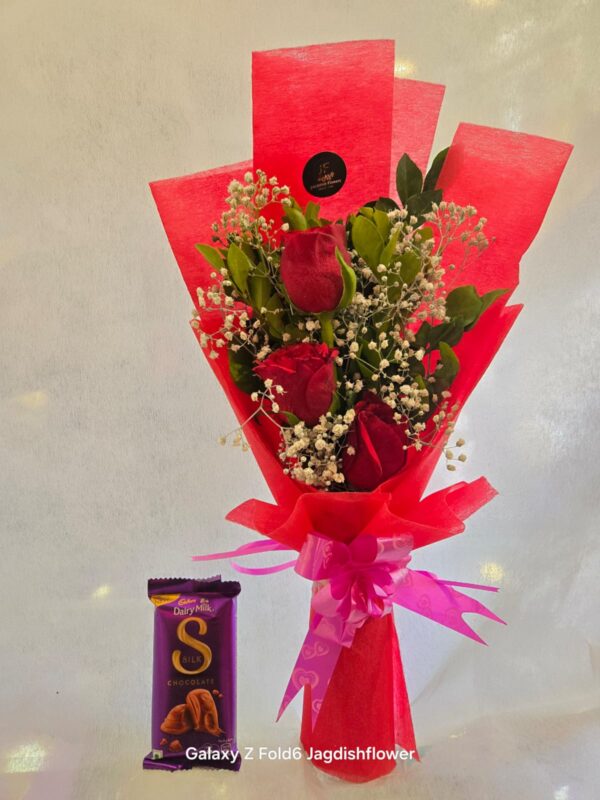 Red rose bouque with 1 dairy milk silk
