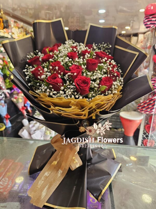 Beautiful Roses Bunch Bouquet
