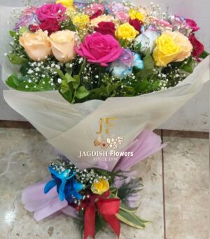 30 Multiroses Bunch Bouquet with Hand Mini Bouquet