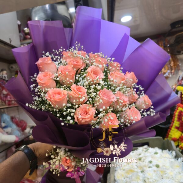 Pink rose bunch bouque