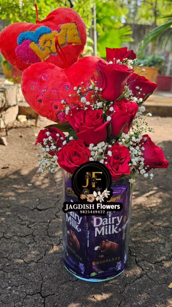 Glass Vase with Heart & Roses