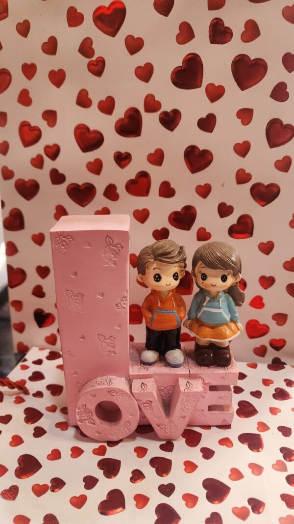 Love Showpiece