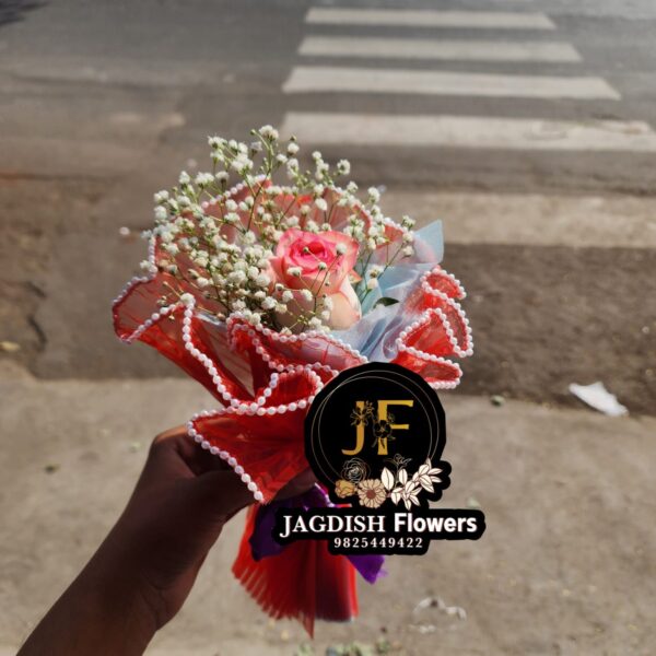 Single rose bouquet
