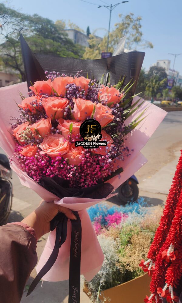Roses with colour gypso bouquet