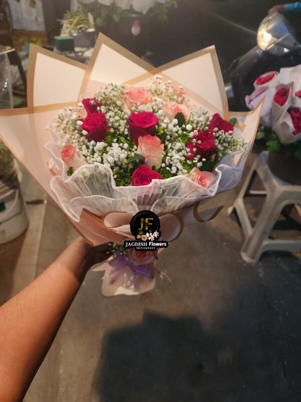 New design Red & jumeliya  roses  bouquet - Image 2