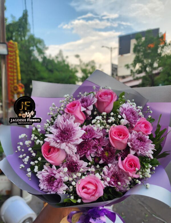 Purple chrysanthemum & pink rose bouquet - Image 2
