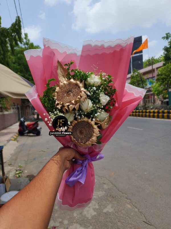 Dry Sunflowers And  White Roses Bouquet - Image 2