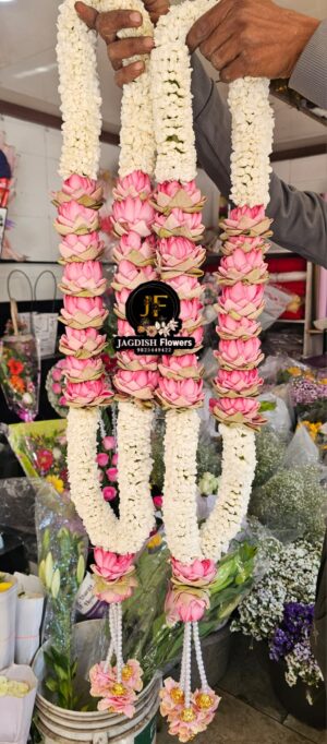 Trendy Wedding mala of tagar and lotus |BY JAGDISH FLOWERS